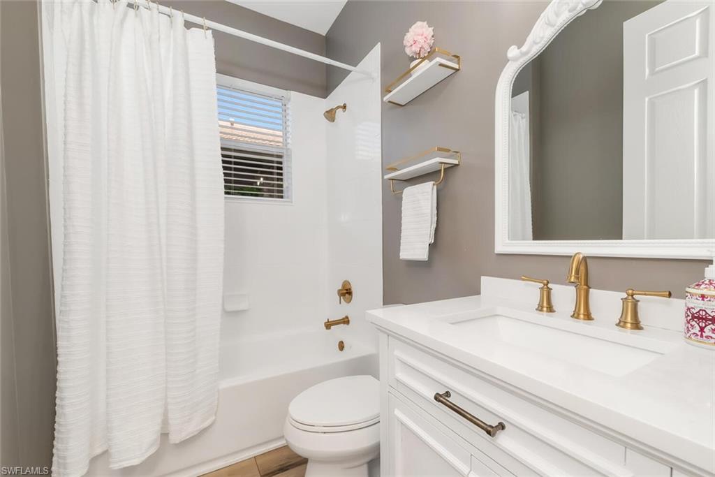 MARBELLA LAKES - Residential