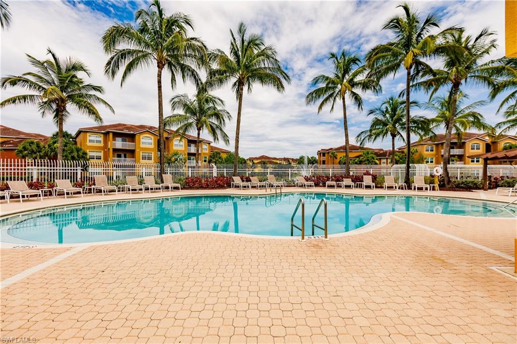 GARDENS AT BEACHWALK - Residential