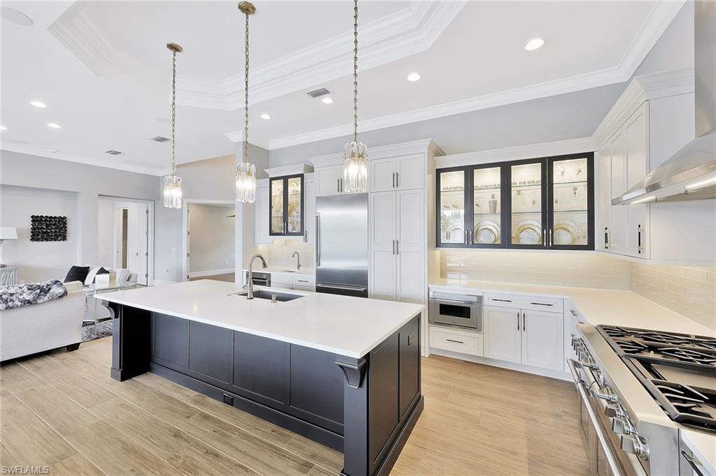 MARCO ISLAND - Residential