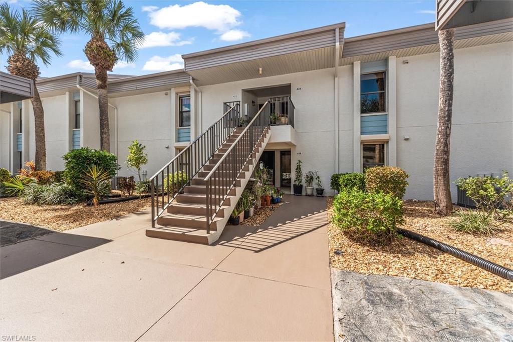 OAKMONT VILLAGE - Residential