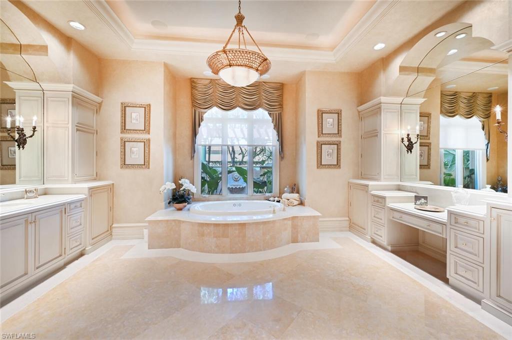 QUAIL WEST - Residential