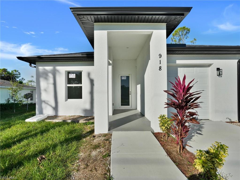 LEHIGH ACRES - Residential