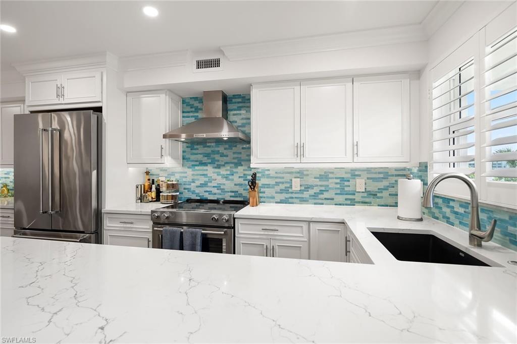 HARBOUR COVE - Residential