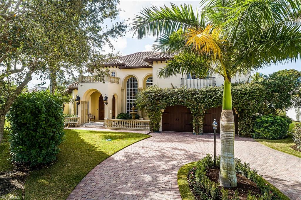 MONTEREY - Residential