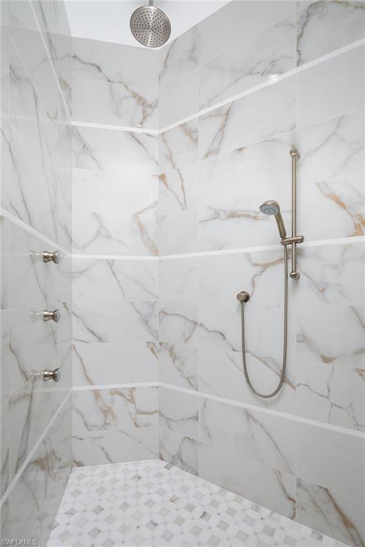 MONTEREY - Residential