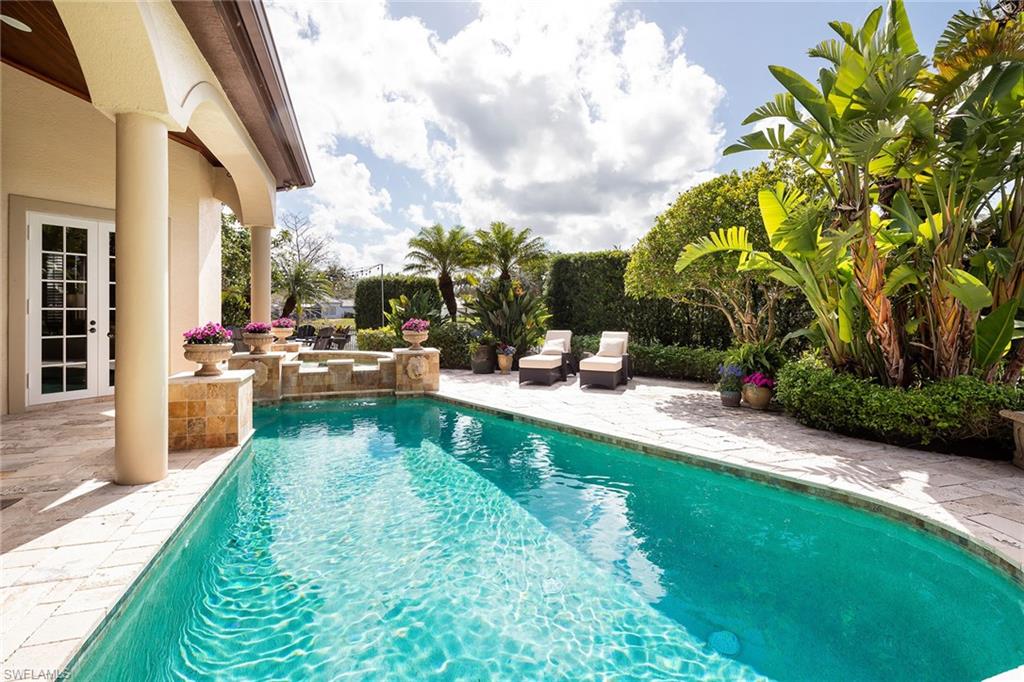 MONTEREY - Residential