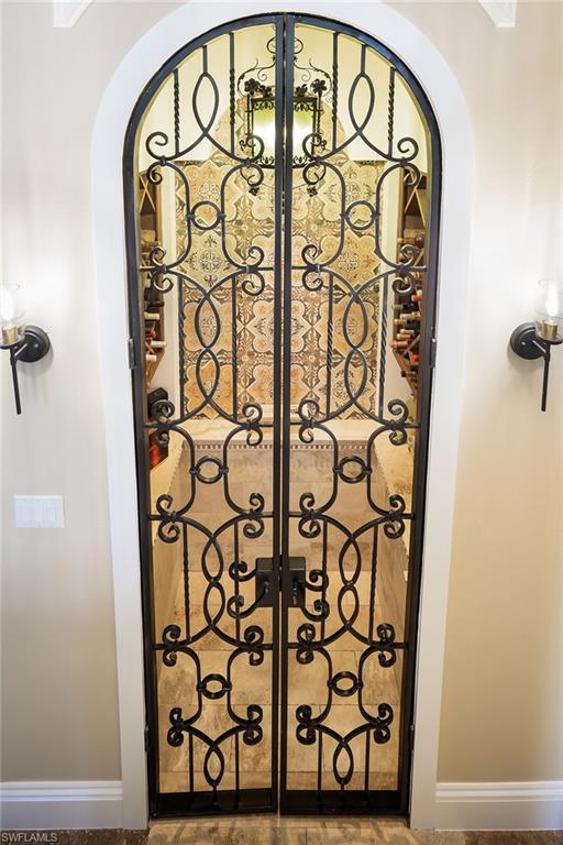 MONTEREY - Residential