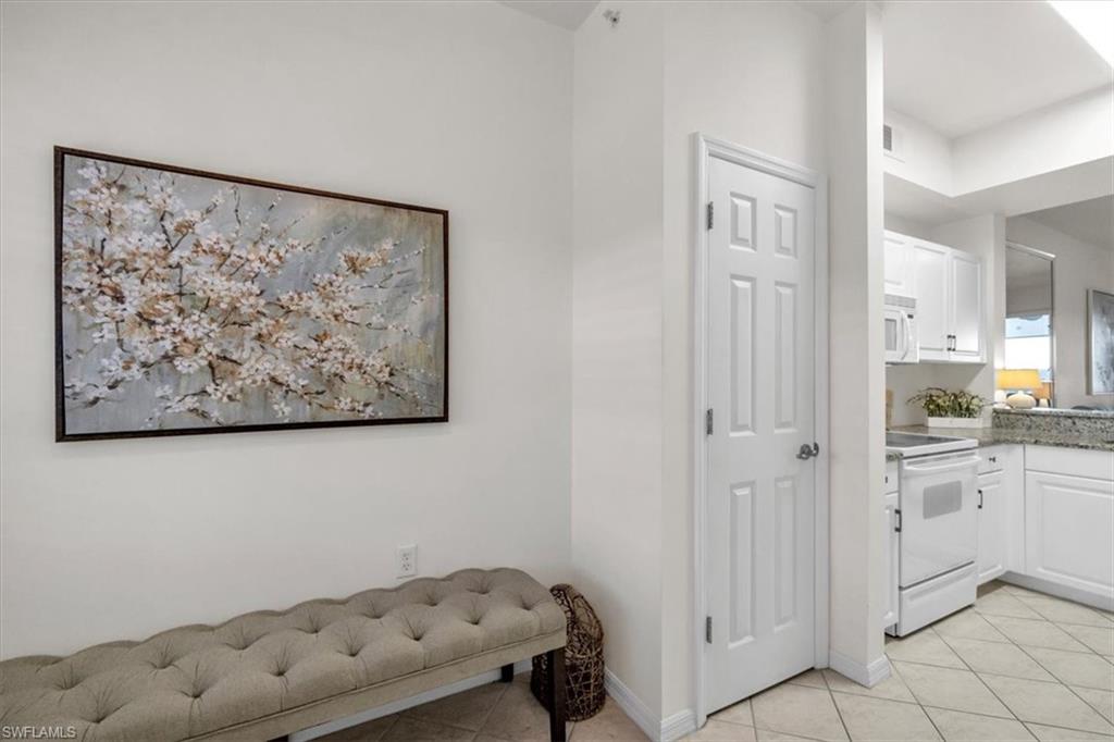 BRISTOL BAY - Residential