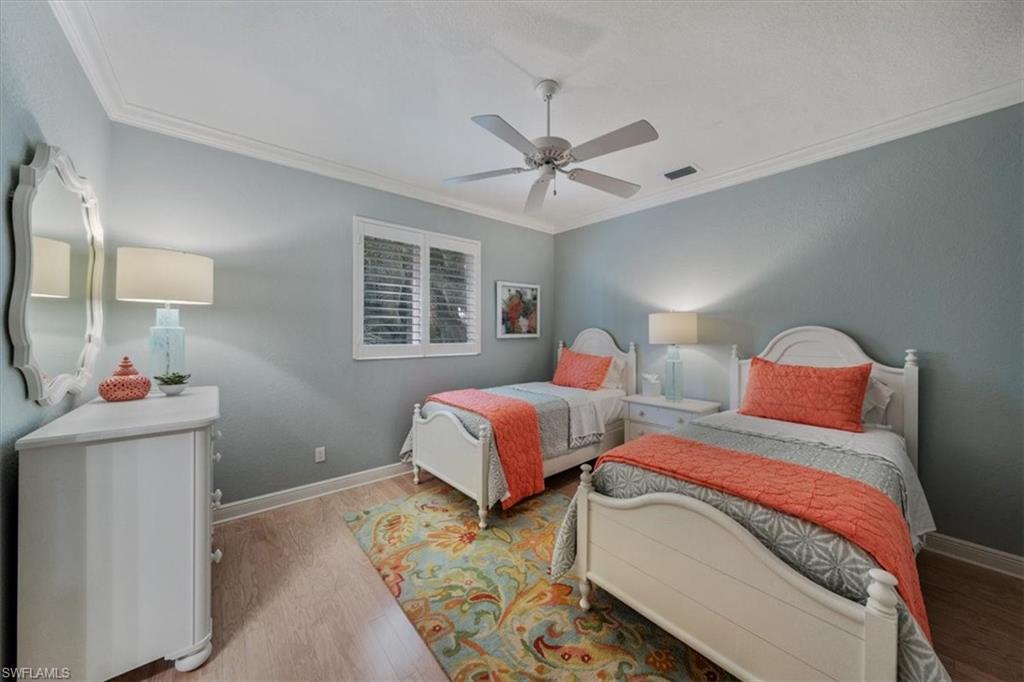 LONGLAKE - Residential