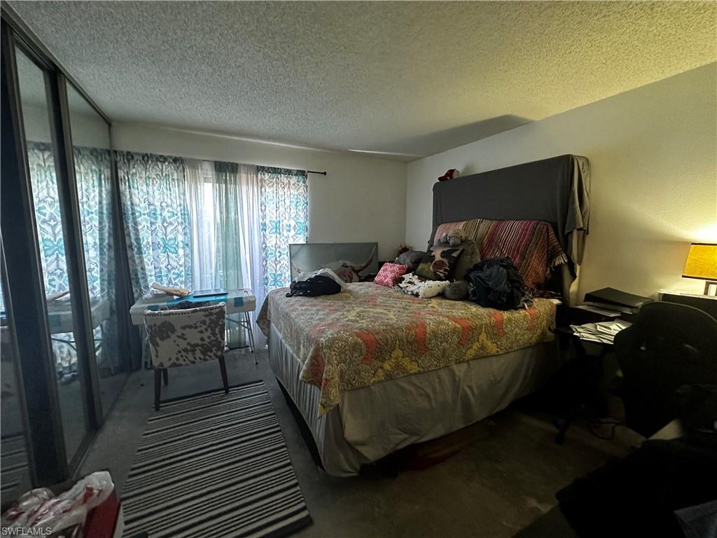 VILLAGE OF CEDARBEND - Residential