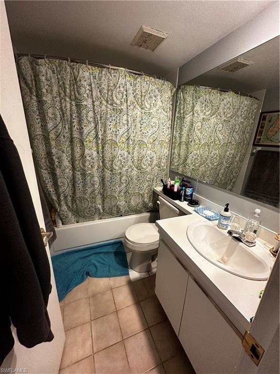 VILLAGE OF CEDARBEND - Residential