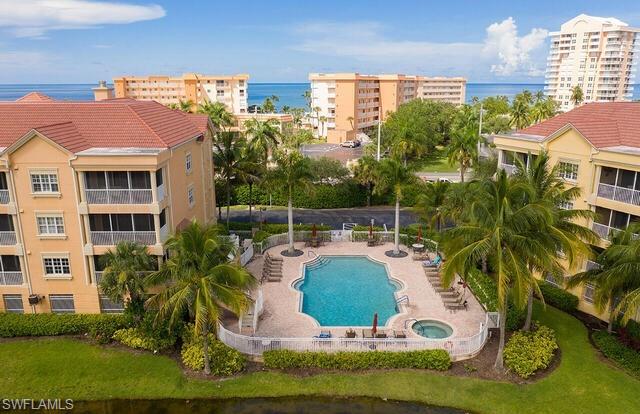 BELLA LAGO - Residential