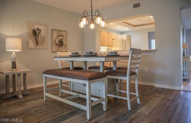 BELLA LAGO - Residential