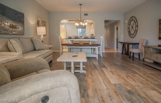 BELLA LAGO - Residential