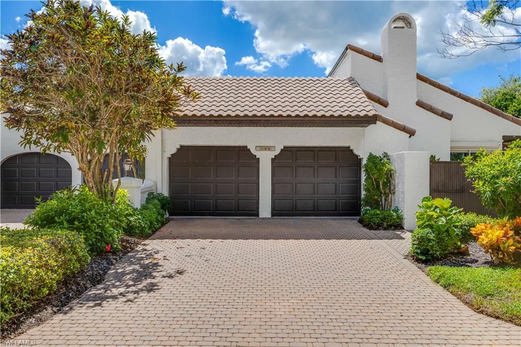 Photo of 588 Tierra Mar LN #23, NAPLES, FL 34108 (MLS # 225075554)
