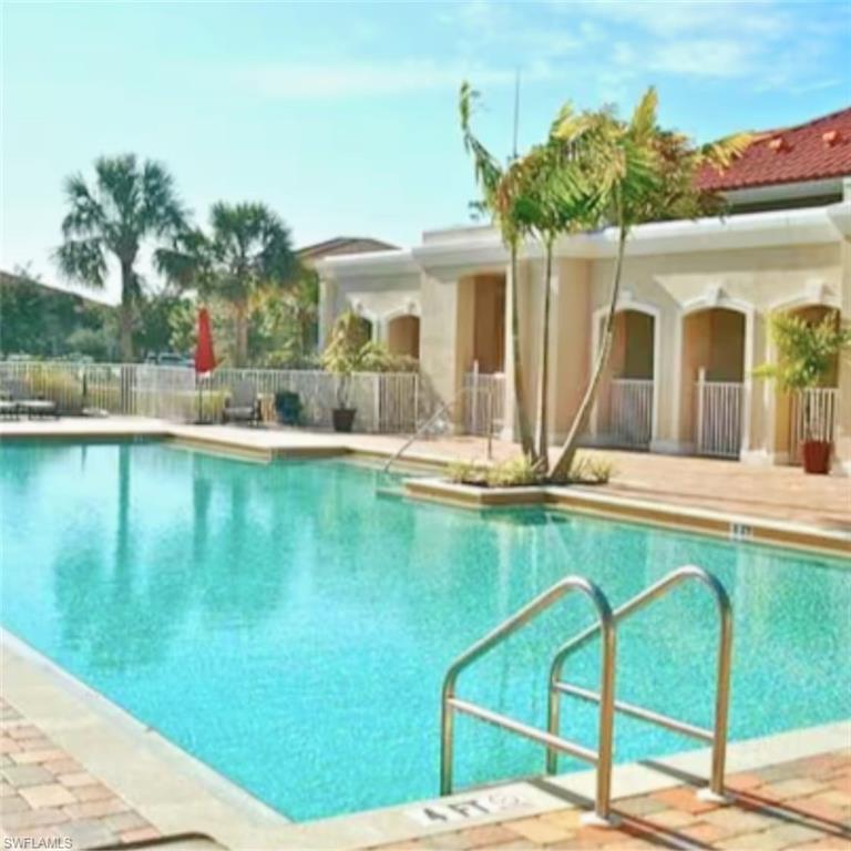 BELLA CASA - Residential Lease