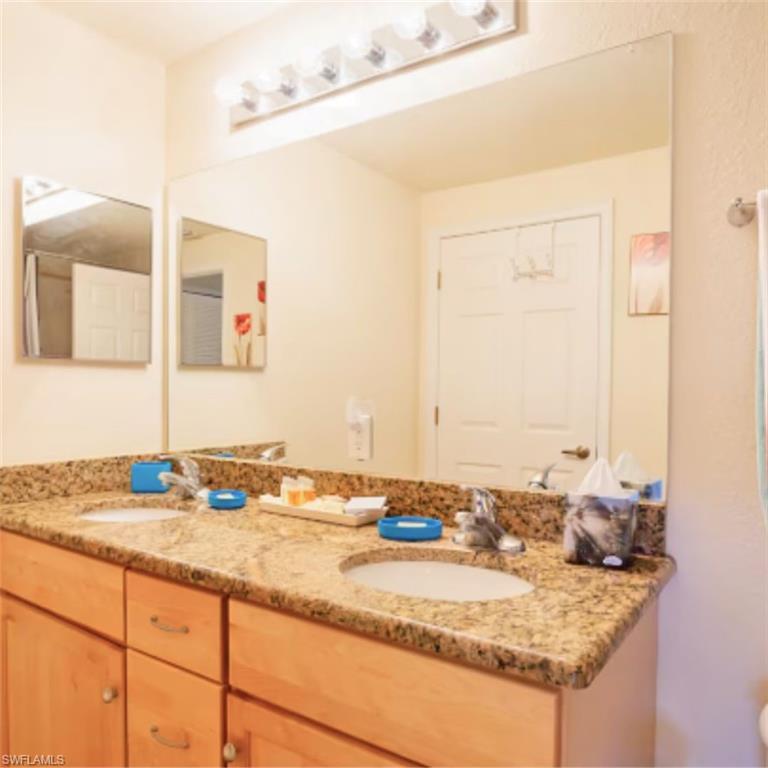 BELLA CASA - Residential Lease