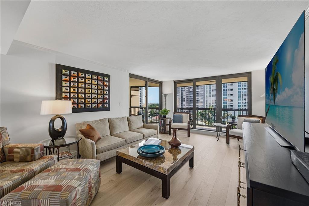 ESPLANADE CLUB - Residential