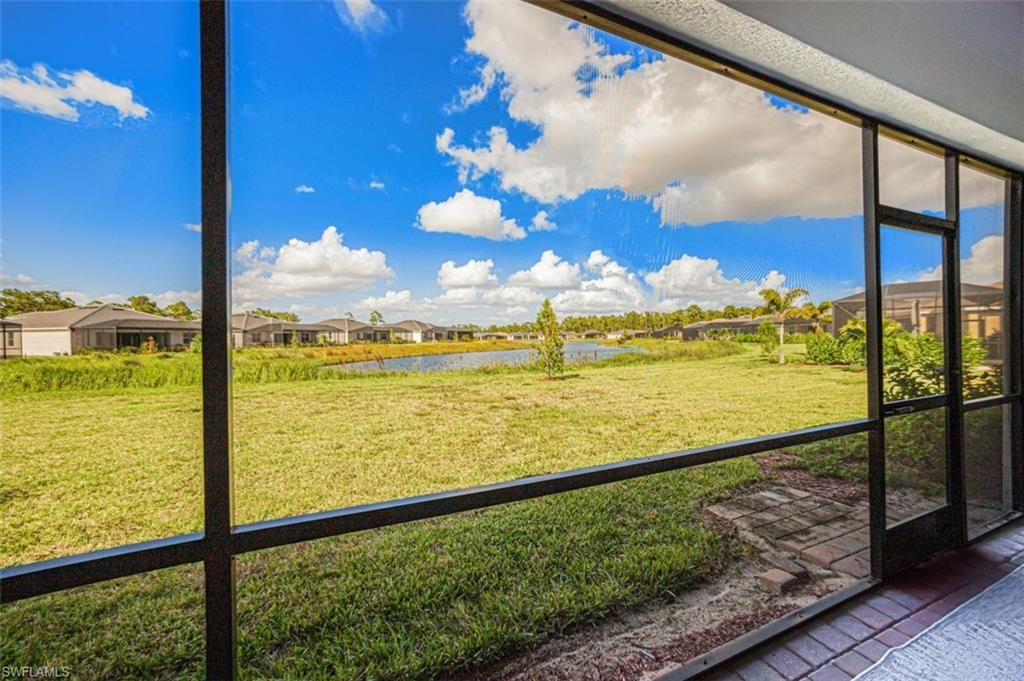 COUNTRY CLUB - Residential