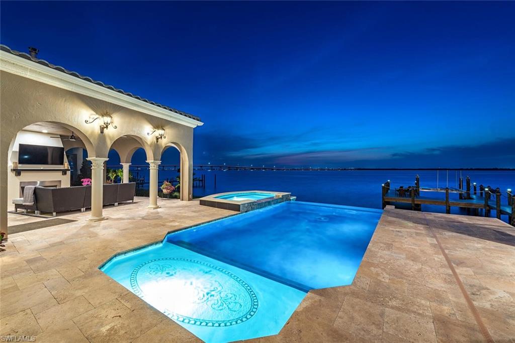 SEMINOLE ESTATES - Residential