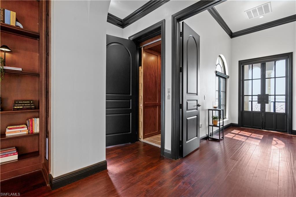 SEMINOLE ESTATES - Residential