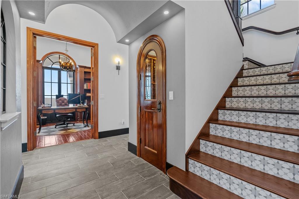 SEMINOLE ESTATES - Residential