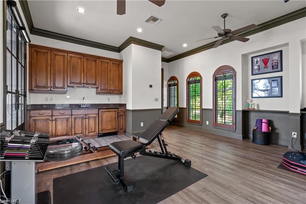 SEMINOLE ESTATES - Residential