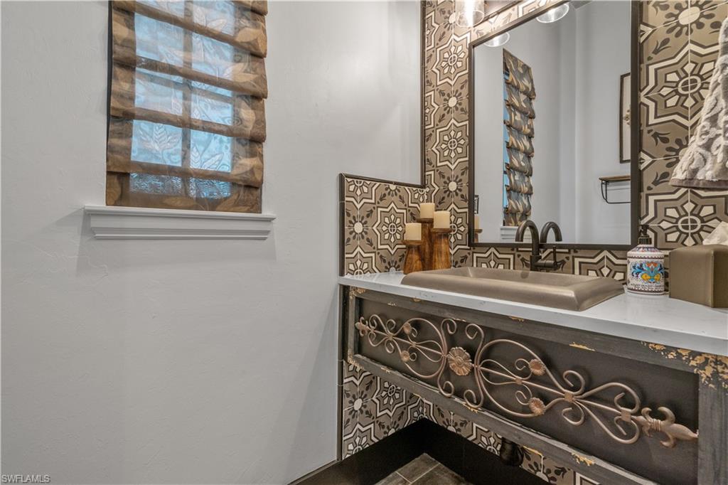 SEMINOLE ESTATES - Residential