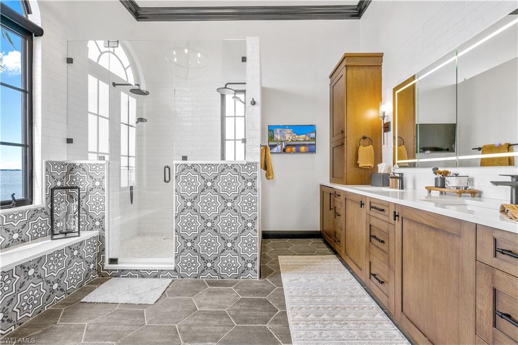 SEMINOLE ESTATES - Residential