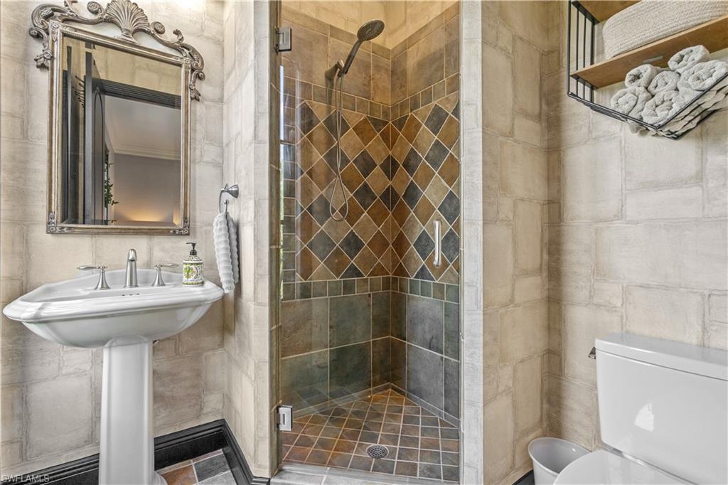 SEMINOLE ESTATES - Residential