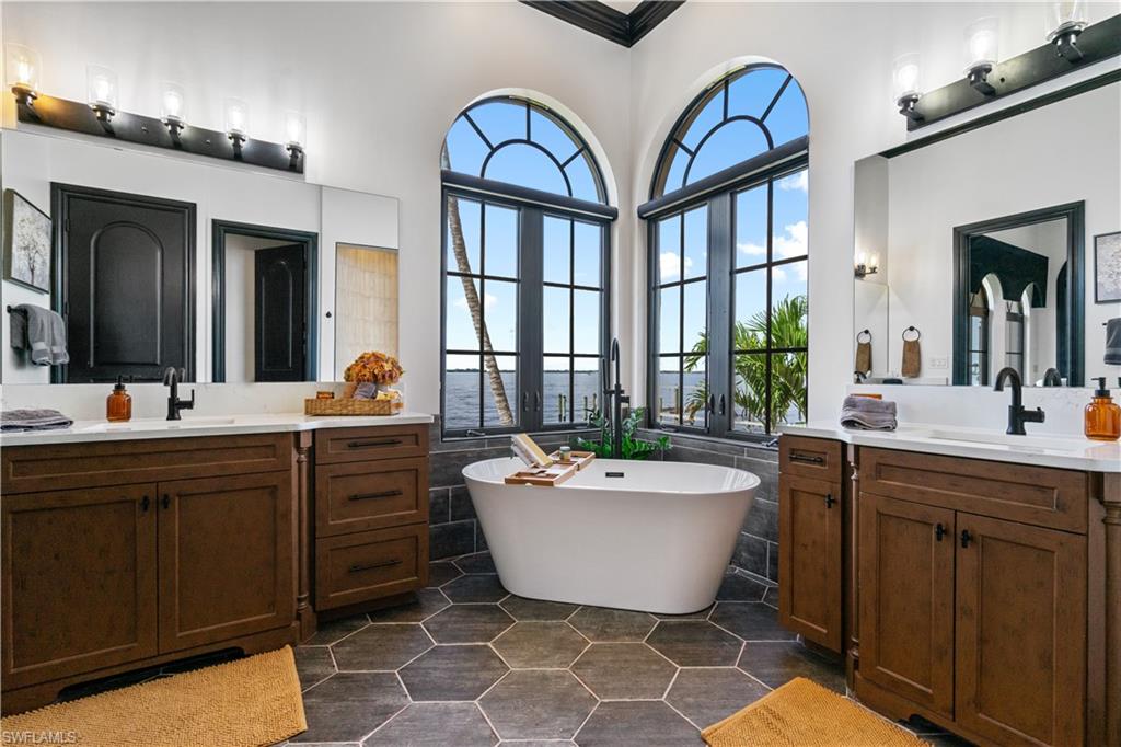 SEMINOLE ESTATES - Residential