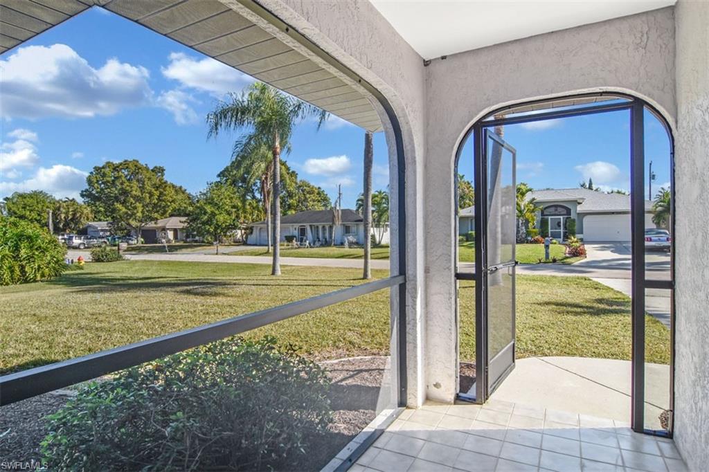 CAPE CORAL - Residential