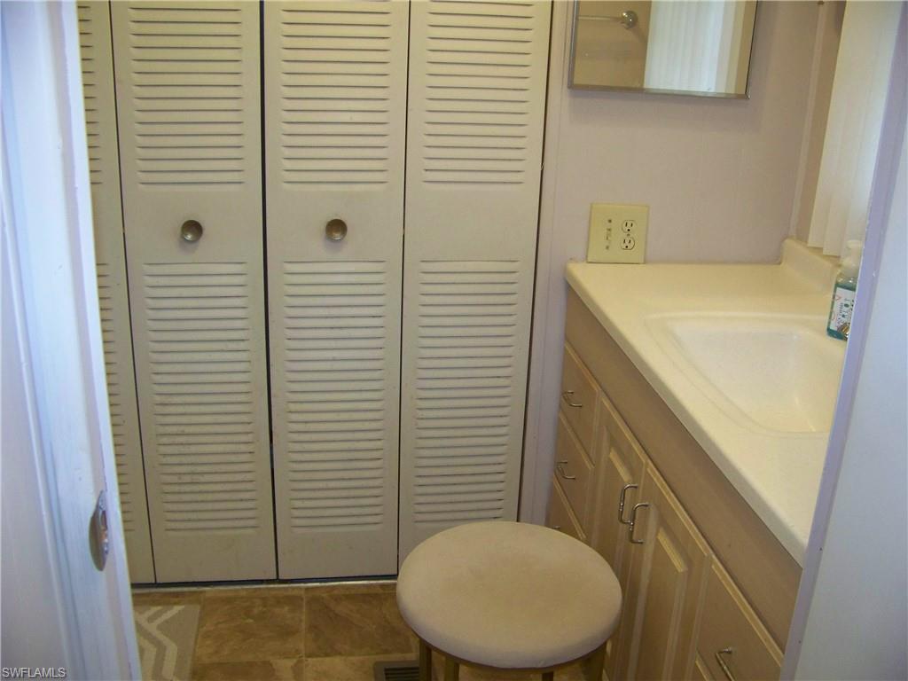 CARRIAGE VILLAGE - Residential