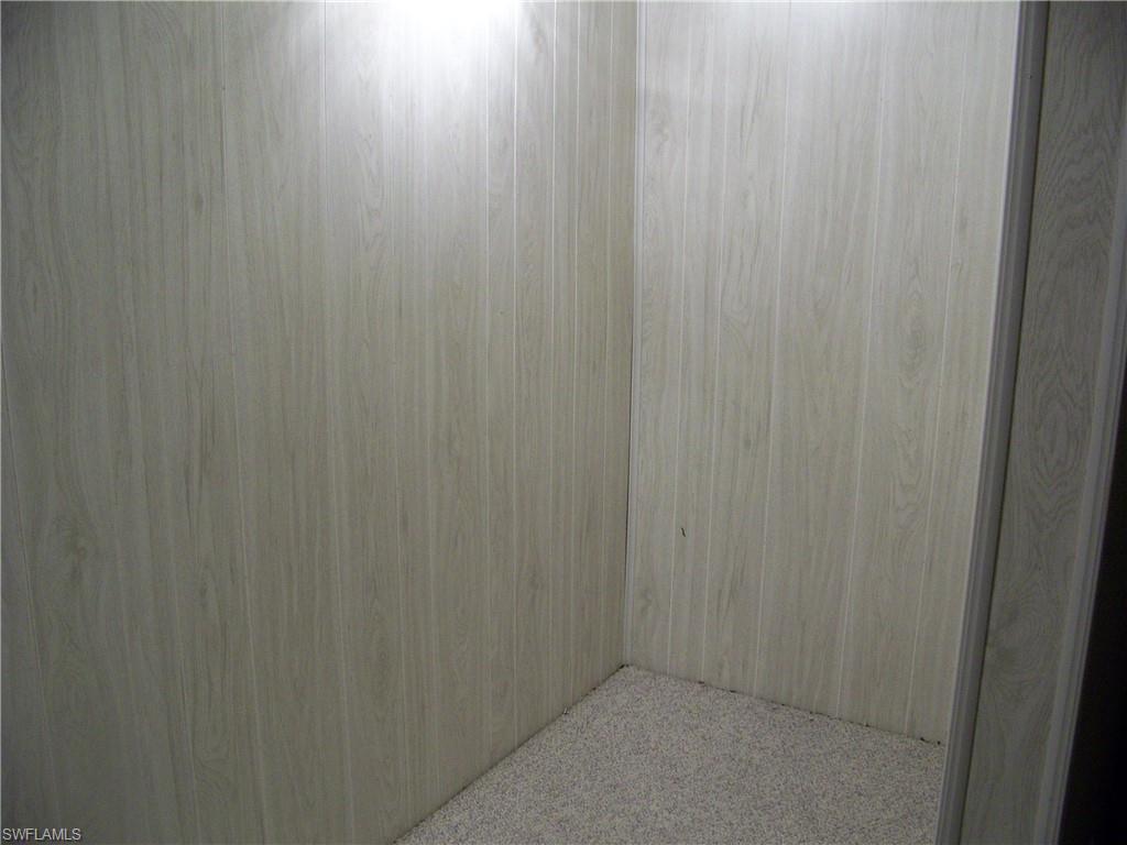 CARRIAGE VILLAGE - Residential