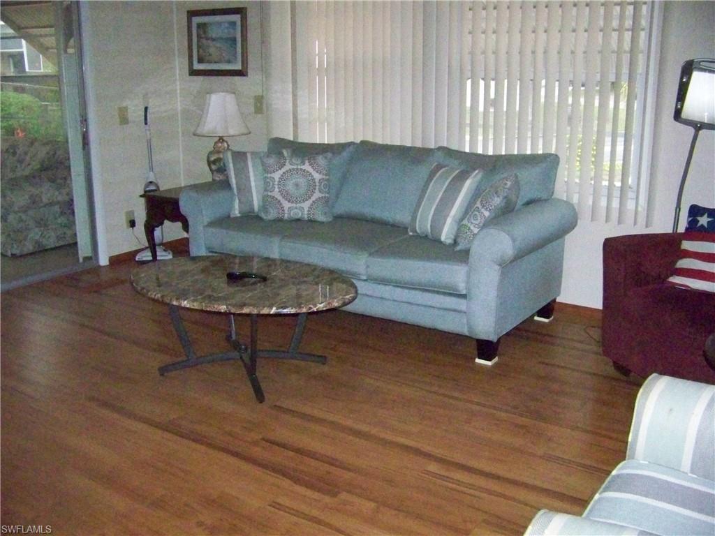 CARRIAGE VILLAGE - Residential