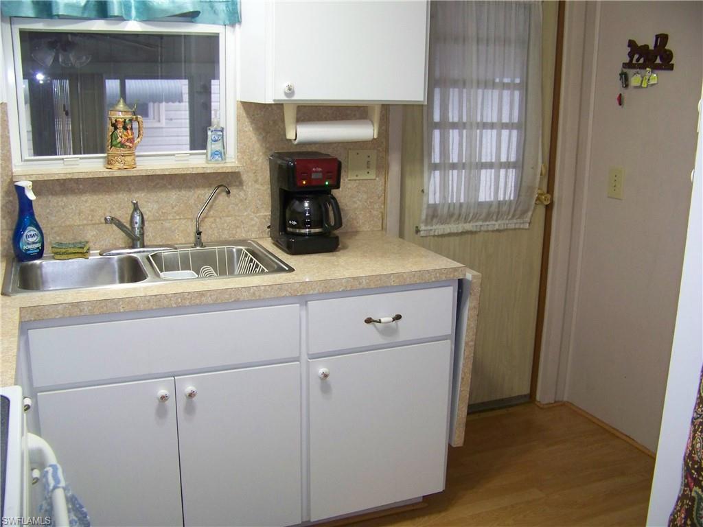 CARRIAGE VILLAGE - Residential