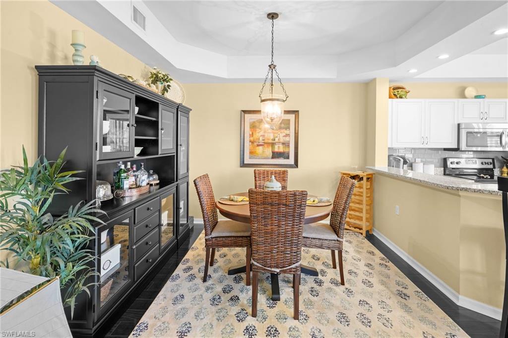 LONGHURST IV - Residential