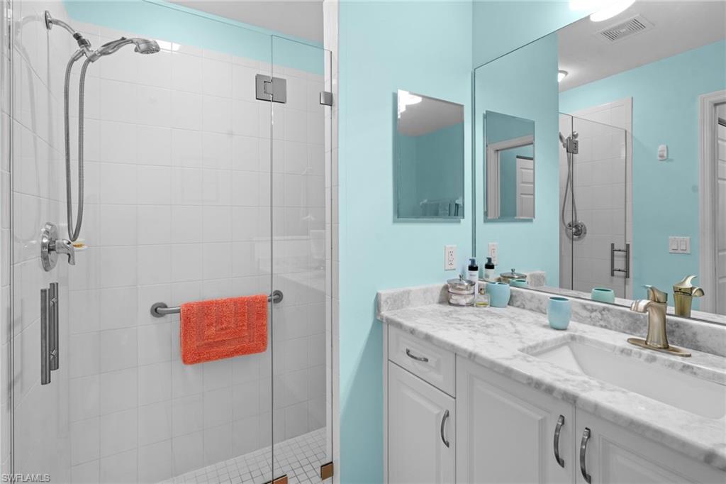 LONGHURST IV - Residential