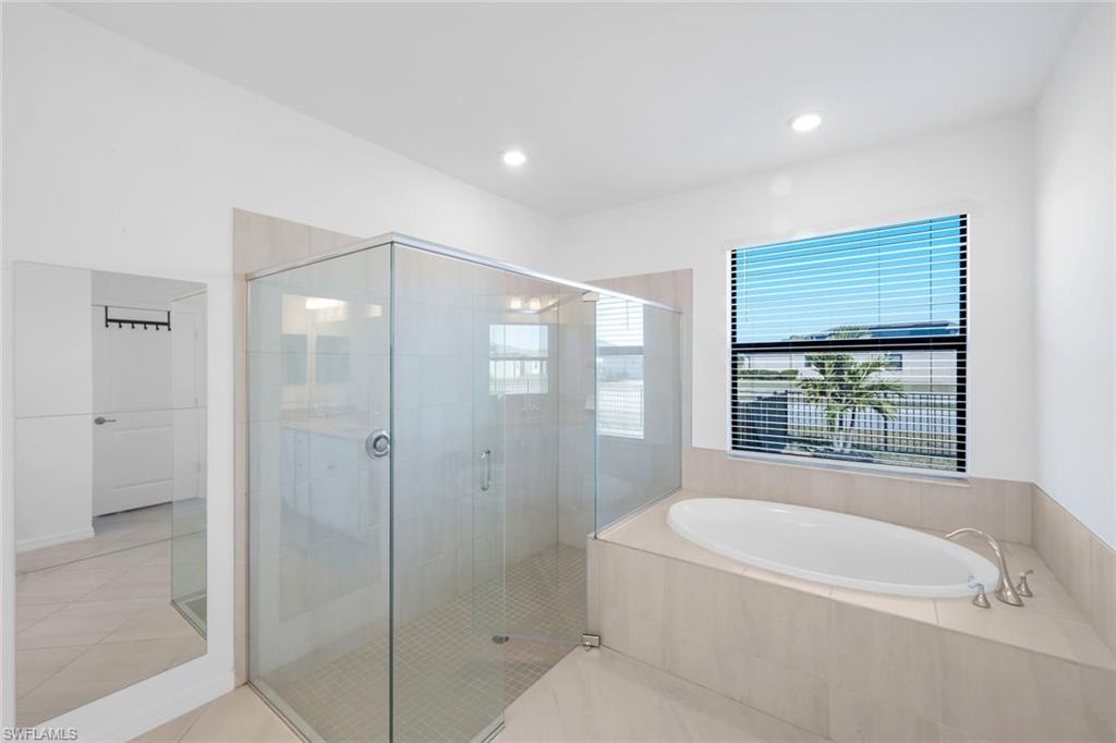 PORTICO - Residential