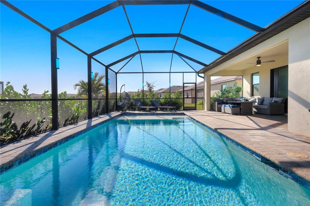 PORTICO - Residential