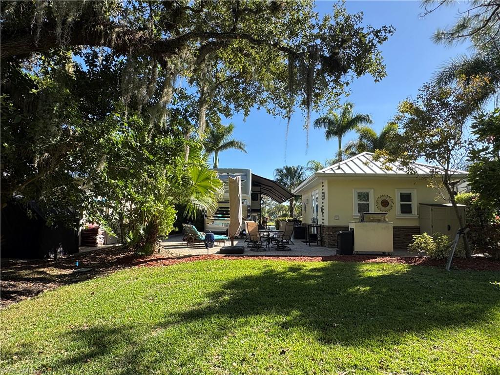 RIVERBEND MOTORCOACH RESORT - Land