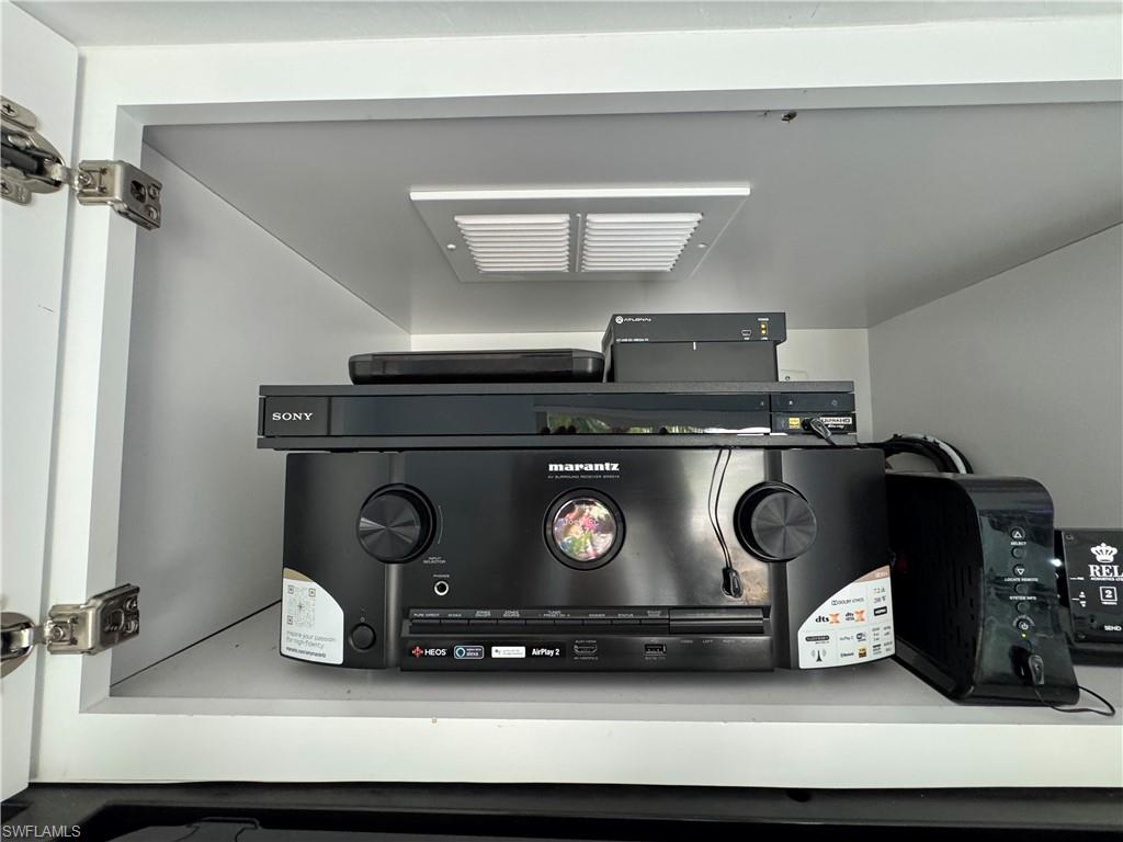 RIVERBEND MOTORCOACH RESORT - Land