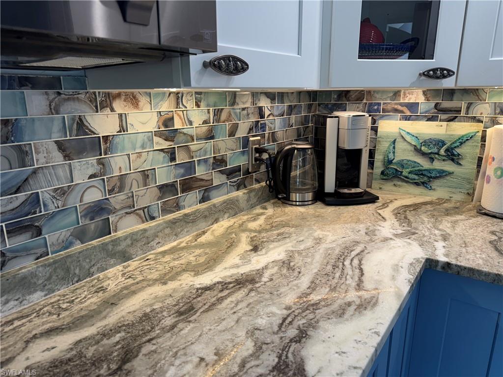 RIVERBEND MOTORCOACH RESORT - Land