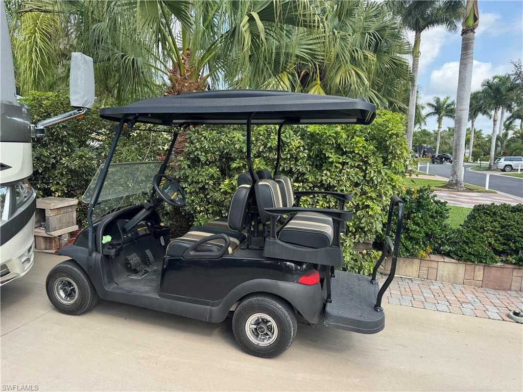 RIVERBEND MOTORCOACH RESORT - Land