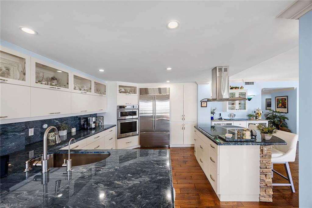 MONACO BEACH CLUB - Residential Lease