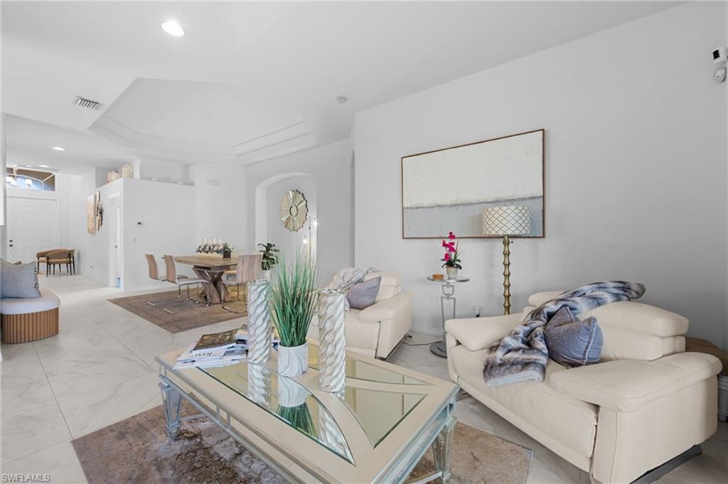 CASA DEL LAGO - Residential