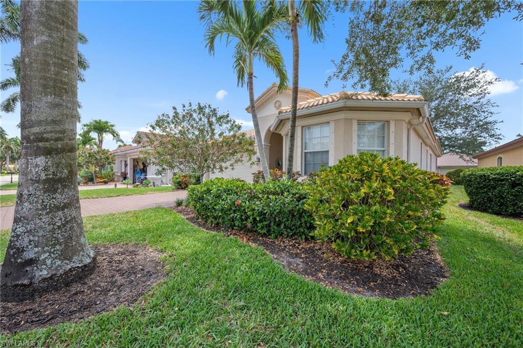 CASA DEL LAGO - Residential