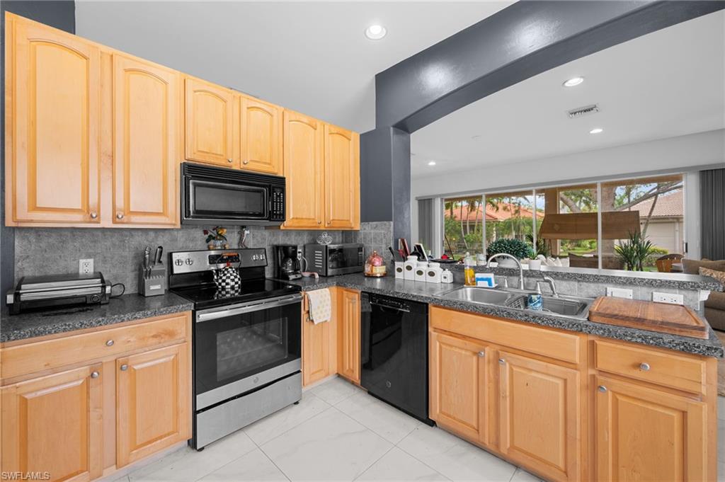 CASA DEL LAGO - Residential