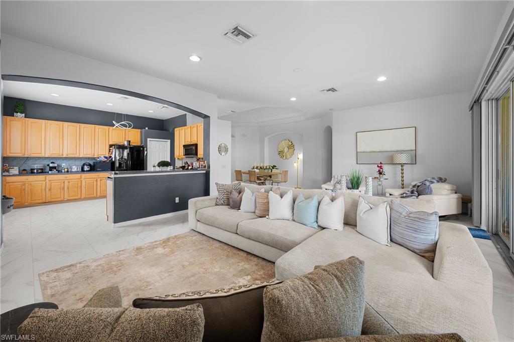 CASA DEL LAGO - Residential