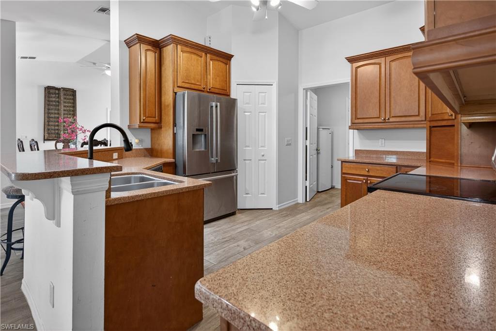 GOLDEN GATE ESTATES - Residential